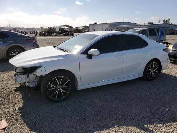 4T1G11AK2PU809905 2023 TOYOTA CAMRY - Image 1
