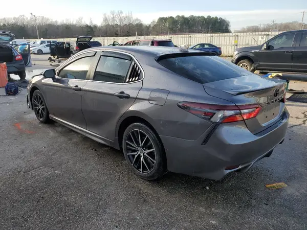 4T1G11AK2PU813260 2023 TOYOTA CAMRY - Image 2