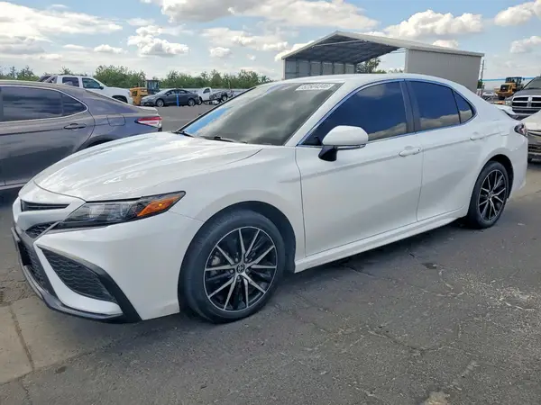 4T1G11AK2PU839048 2023 TOYOTA CAMRY - Image 1