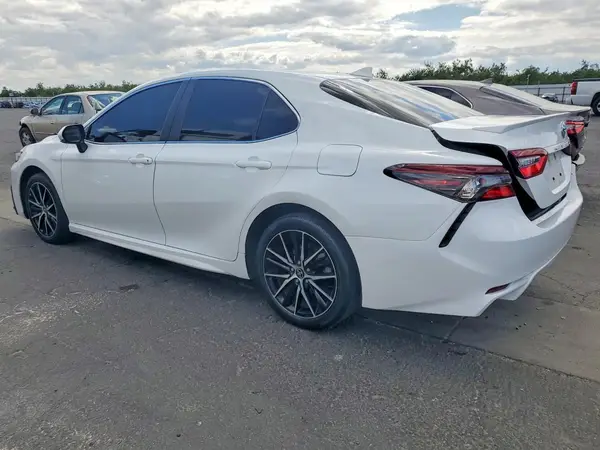 4T1G11AK2PU839048 2023 TOYOTA CAMRY - Image 2