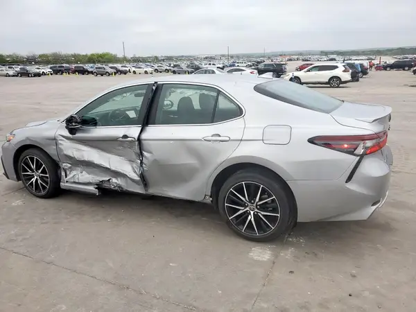 4T1G11AK2RU190497 2024 TOYOTA CAMRY - Image 2