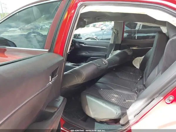 4T1G11AK2RU205600 2024 TOYOTA CAMRY - Image 8