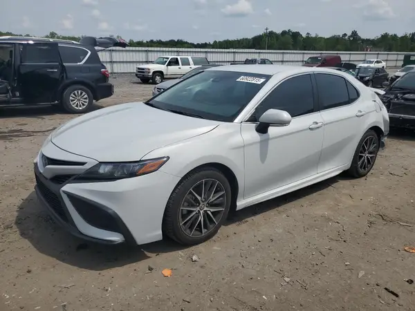 4T1G11AK2RU208772 2024 TOYOTA CAMRY - Image 1