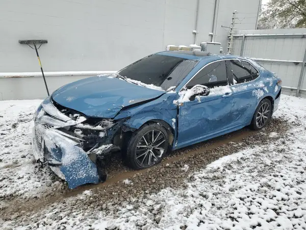 4T1G11AK2RU225538 2024 TOYOTA CAMRY - Image 1