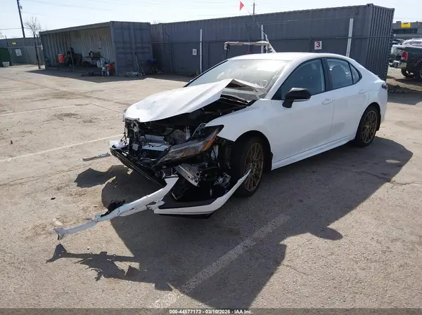 4T1G11AK2RU232148 2024 TOYOTA CAMRY - Image 2