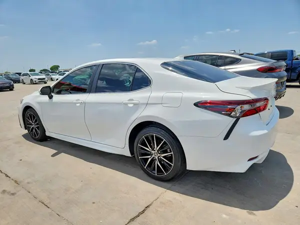 4T1G11AK2RU232859 2024 TOYOTA CAMRY - Image 2