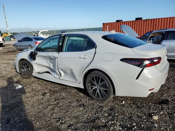 4T1G11AK2RU237396 2024 TOYOTA CAMRY - Image 2