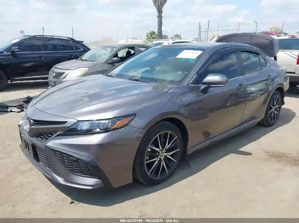 4T1G11AK2RU239746 2024 TOYOTA CAMRY - Image 2