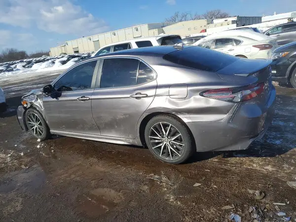 4T1G11AK2RU242002 2024 TOYOTA CAMRY - Image 2