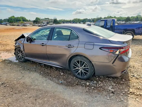 4T1G11AK2RU246602 2024 TOYOTA CAMRY - Image 2