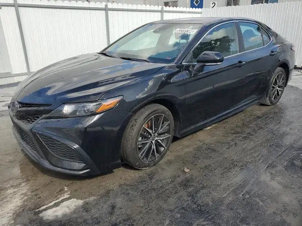 4T1G11AK2RU247085 2024 TOYOTA CAMRY - Image 1