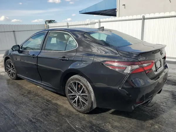 4T1G11AK2RU247085 2024 TOYOTA CAMRY - Image 2