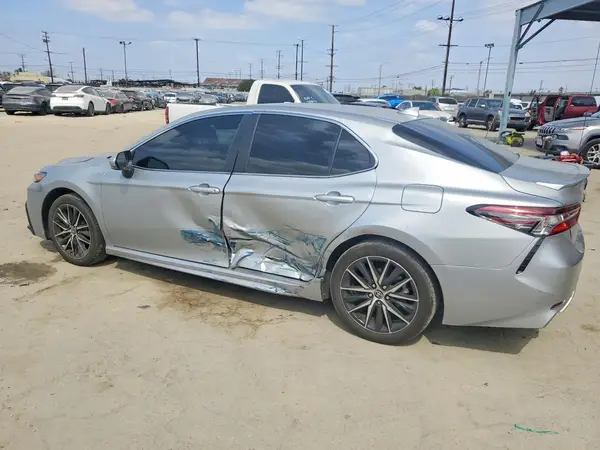 4T1G11AK2RU256093 2024 TOYOTA CAMRY - Image 2
