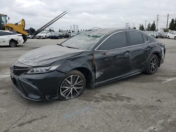 4T1G11AK2RU257812 2024 TOYOTA CAMRY - Image 1