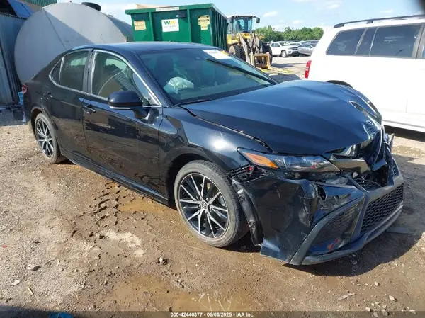 4T1G11AK2RU262508 2024 TOYOTA CAMRY - Image 1