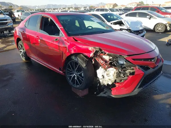 4T1G11AK2RU264422 2024 TOYOTA CAMRY - Image 1