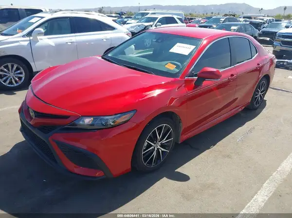 4T1G11AK2RU264422 2024 TOYOTA CAMRY - Image 2