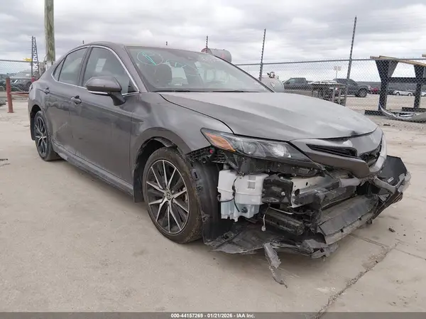 4T1G11AK2RU844320 2024 TOYOTA CAMRY - Image 1