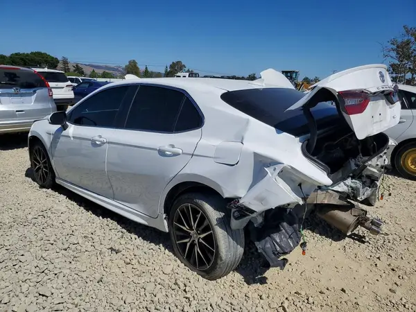 4T1G11AK2RU849145 2024 TOYOTA CAMRY - Image 2