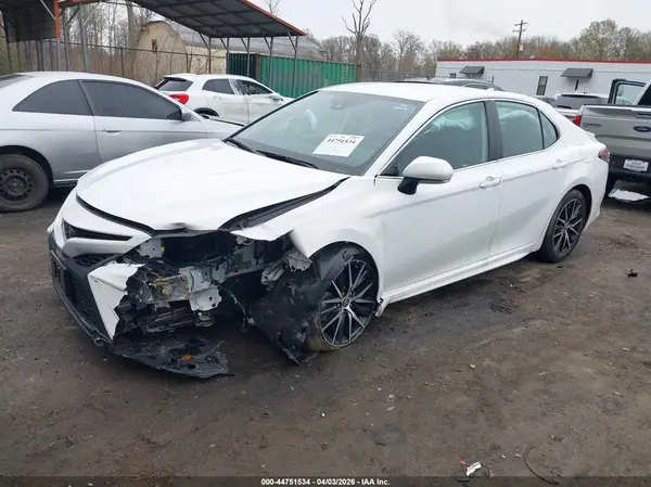 4T1G11AK2RU861828 2024 TOYOTA CAMRY - Image 2