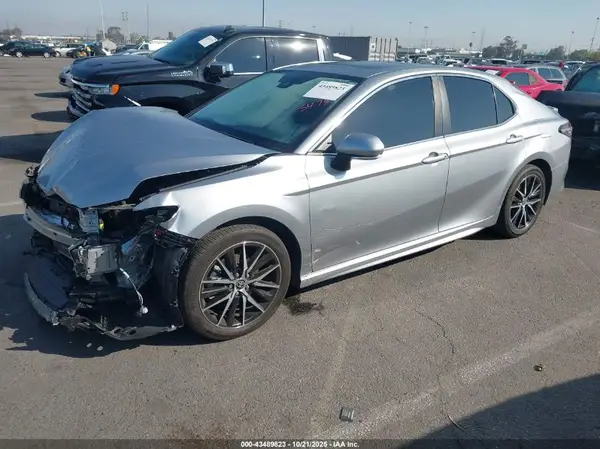 4T1G11AK2RU865474 2024 TOYOTA CAMRY - Image 2