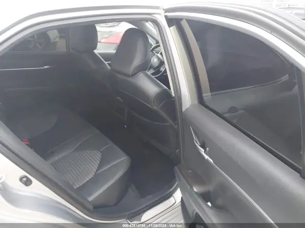 4T1G11AK2RU876085 2024 TOYOTA CAMRY - Image 8