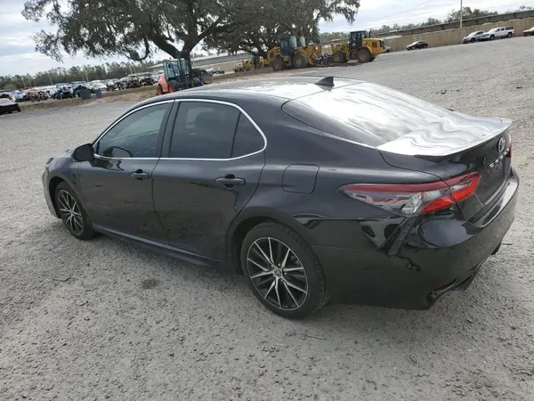 4T1G11AK2RU880007 2024 TOYOTA CAMRY - Image 2