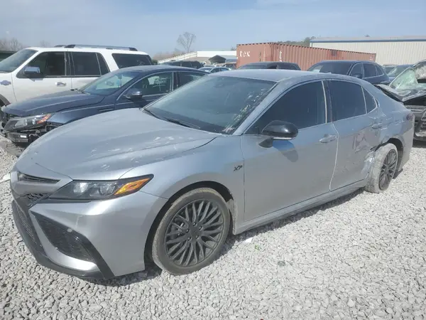 4T1G11AK2RU884980 2024 TOYOTA CAMRY - Image 1