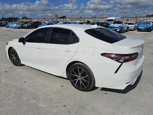 4T1G11AK2RU885434 2024 TOYOTA CAMRY - Image 2