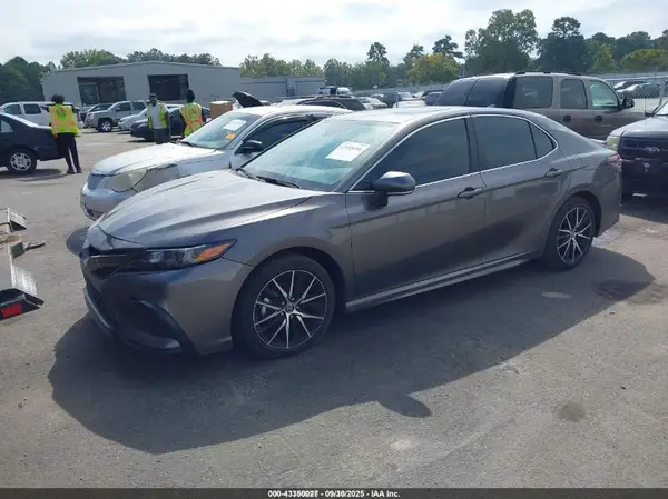 4T1G11AK2RU913331 2024 TOYOTA CAMRY - Image 2