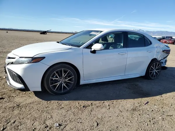 4T1G11AK2RU918853 2024 TOYOTA CAMRY - Image 1