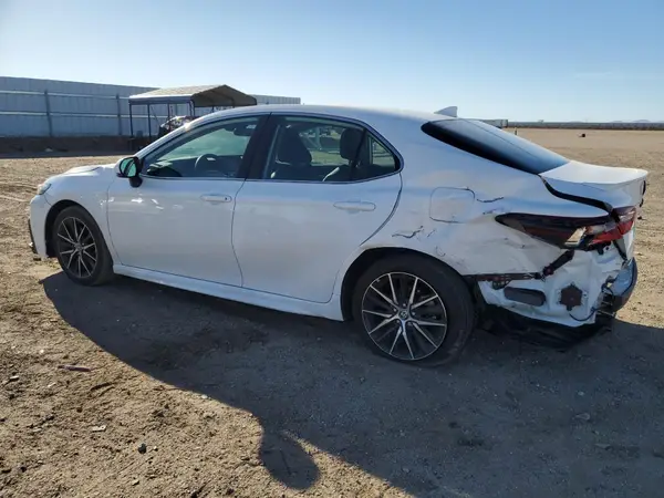 4T1G11AK2RU918853 2024 TOYOTA CAMRY - Image 2