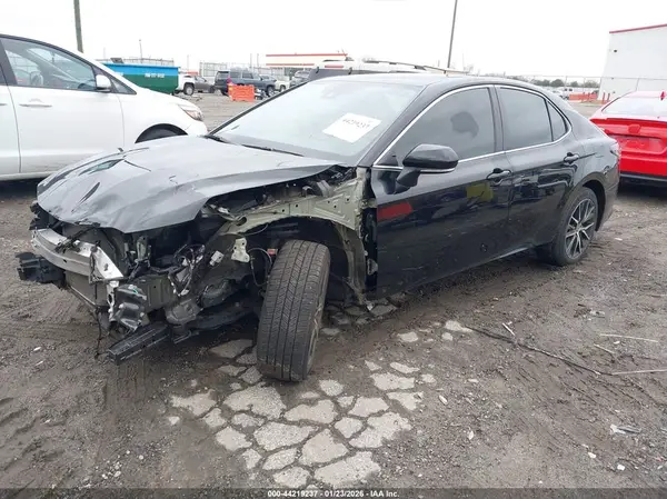 4T1G11AK2RU920540 2024 TOYOTA CAMRY - Image 2