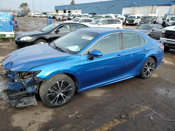 4T1G11AK3LU300903 2020 TOYOTA CAMRY - Image 1