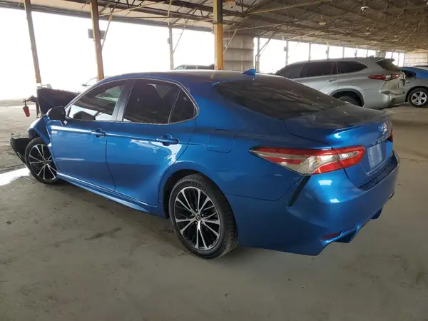 4T1G11AK3LU303722 2020 TOYOTA CAMRY - Image 2