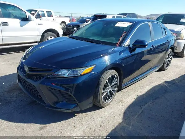 4T1G11AK3LU309679 2020 TOYOTA CAMRY - Image 2