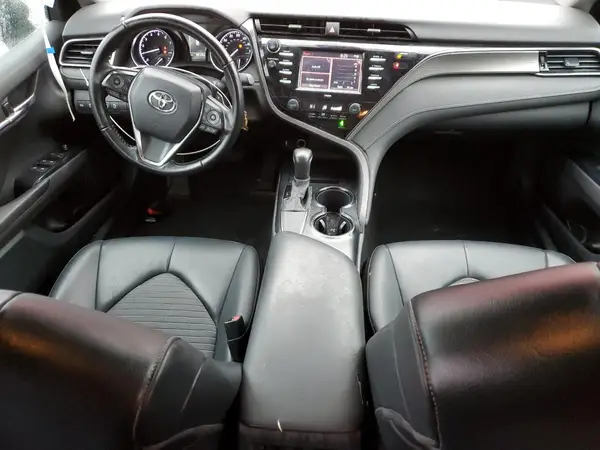 4T1G11AK3LU310766 2020 TOYOTA CAMRY - Image 8