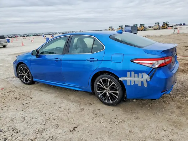 4T1G11AK3LU317426 2020 TOYOTA CAMRY - Image 2