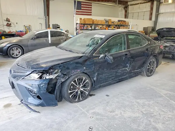 4T1G11AK3LU317877 2020 TOYOTA CAMRY - Image 1