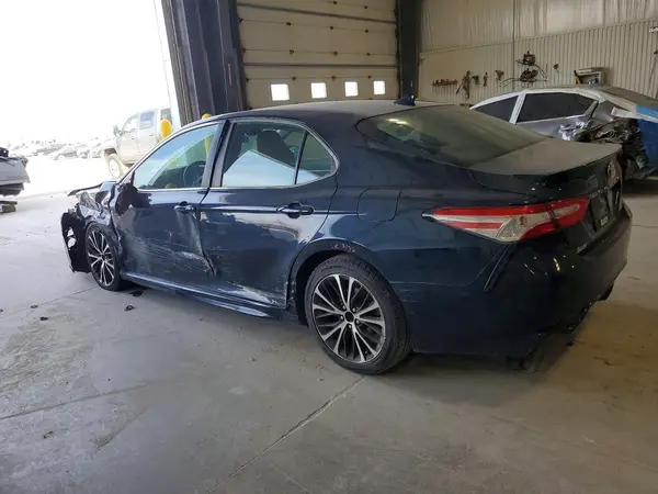4T1G11AK3LU317877 2020 TOYOTA CAMRY - Image 2