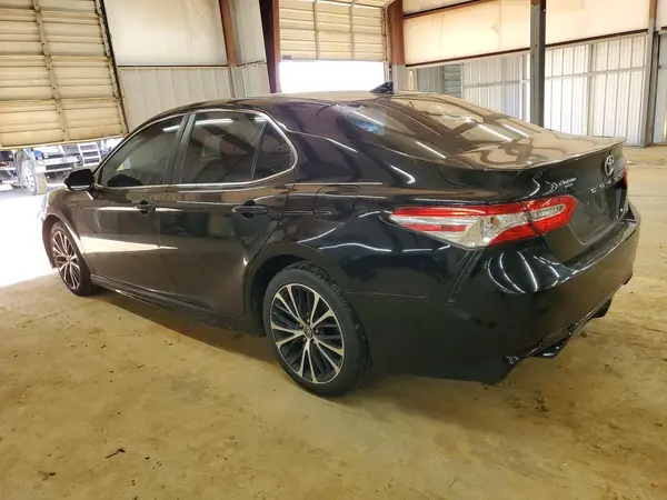 4T1G11AK3LU325512 2020 TOYOTA CAMRY - Image 2