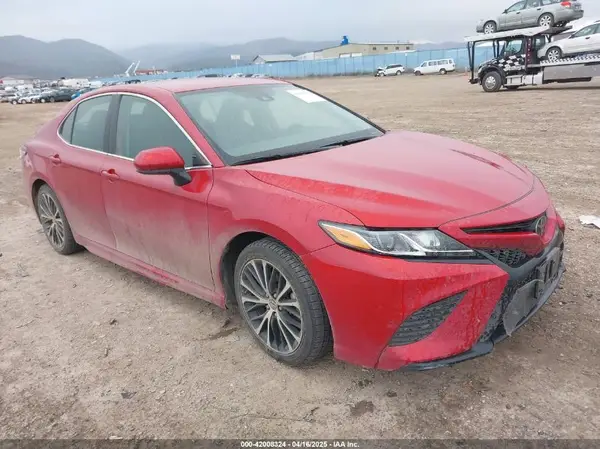 4T1G11AK3LU326319 2020 TOYOTA CAMRY - Image 1