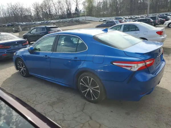 4T1G11AK3LU329401 2020 TOYOTA CAMRY - Image 2