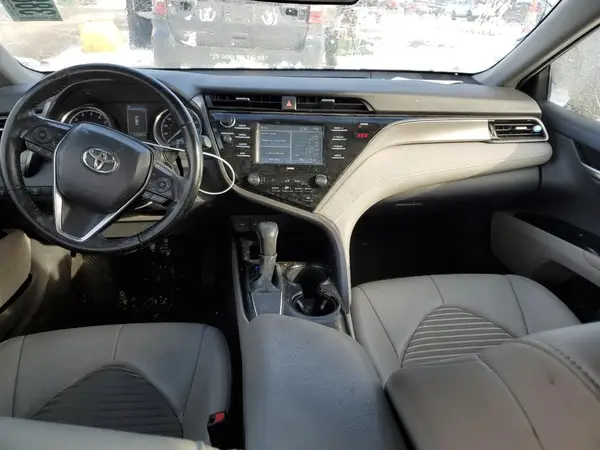 4T1G11AK3LU330306 2020 TOYOTA CAMRY - Image 8