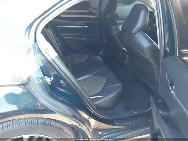 4T1G11AK3LU332248 2020 TOYOTA CAMRY - Image 8