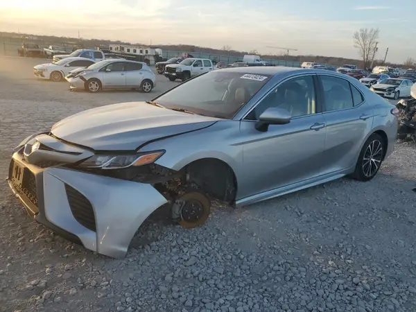 4T1G11AK3LU340074 2020 TOYOTA CAMRY - Image 1