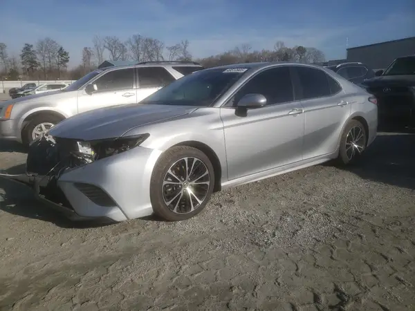 4T1G11AK3LU346442 2020 TOYOTA CAMRY - Image 1