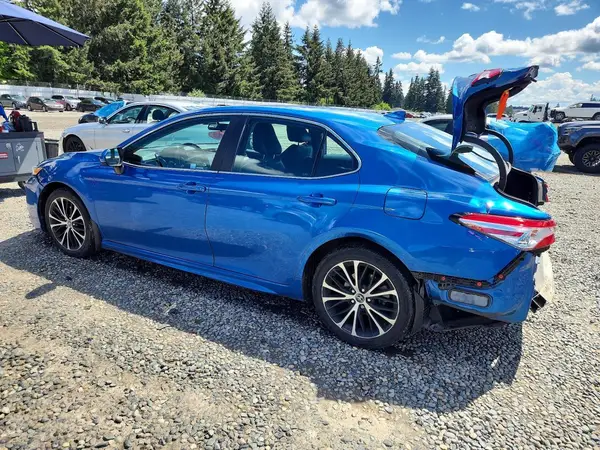 4T1G11AK3LU348241 2020 TOYOTA CAMRY - Image 2