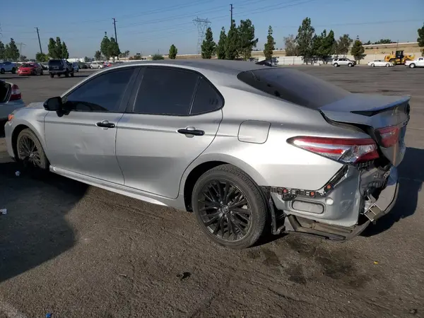 4T1G11AK3LU348840 2020 TOYOTA CAMRY - Image 2
