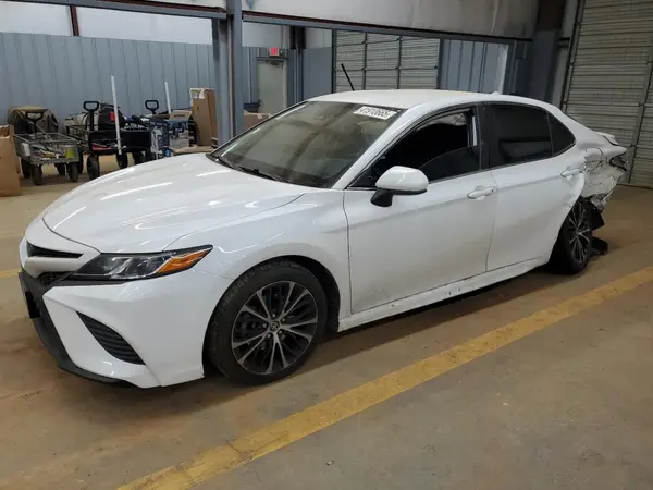 4T1G11AK3LU349261 2020 TOYOTA CAMRY - Image 1
